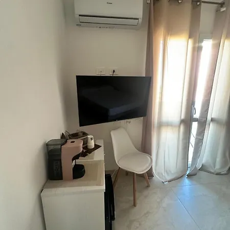 Comfyrooms Bed & Breakfast Quartu SantʼElena