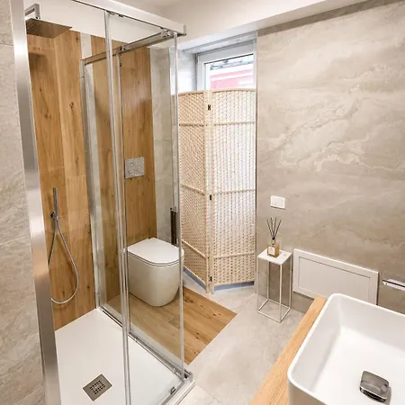 Comfyrooms 3* Quartu SantʼElena